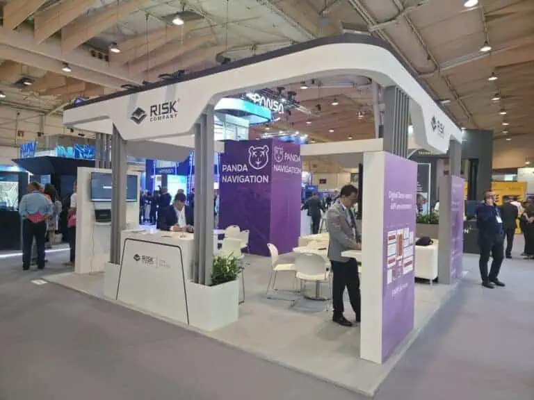 Aviation and airport industry trade show booth design and build supplier in Europe showcasing custom exhibition stand